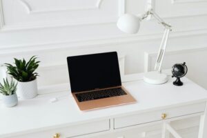 Consejos para organizar un espacio de trabajo productivo en casa