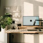 Consejos prácticos para organizar tu espacio de trabajo en casa y aumentar la productividad